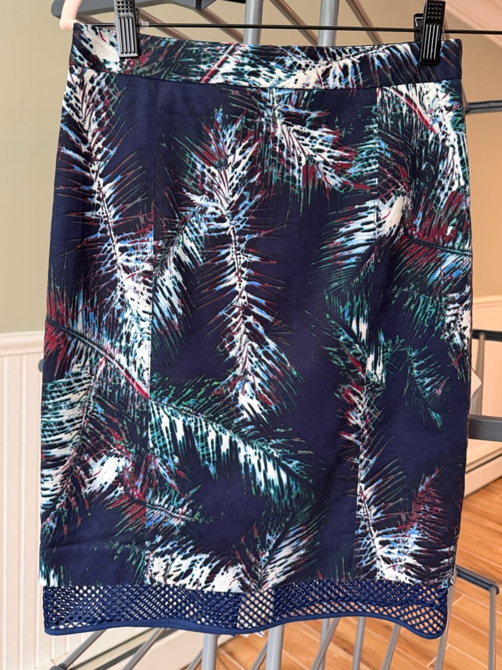 Club Monaco Navy Palm-Print Mesh-Hem Pencil Skirt